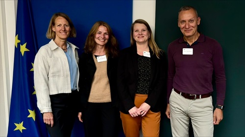 Group photo of representatives of the EURL-PH-FWDB